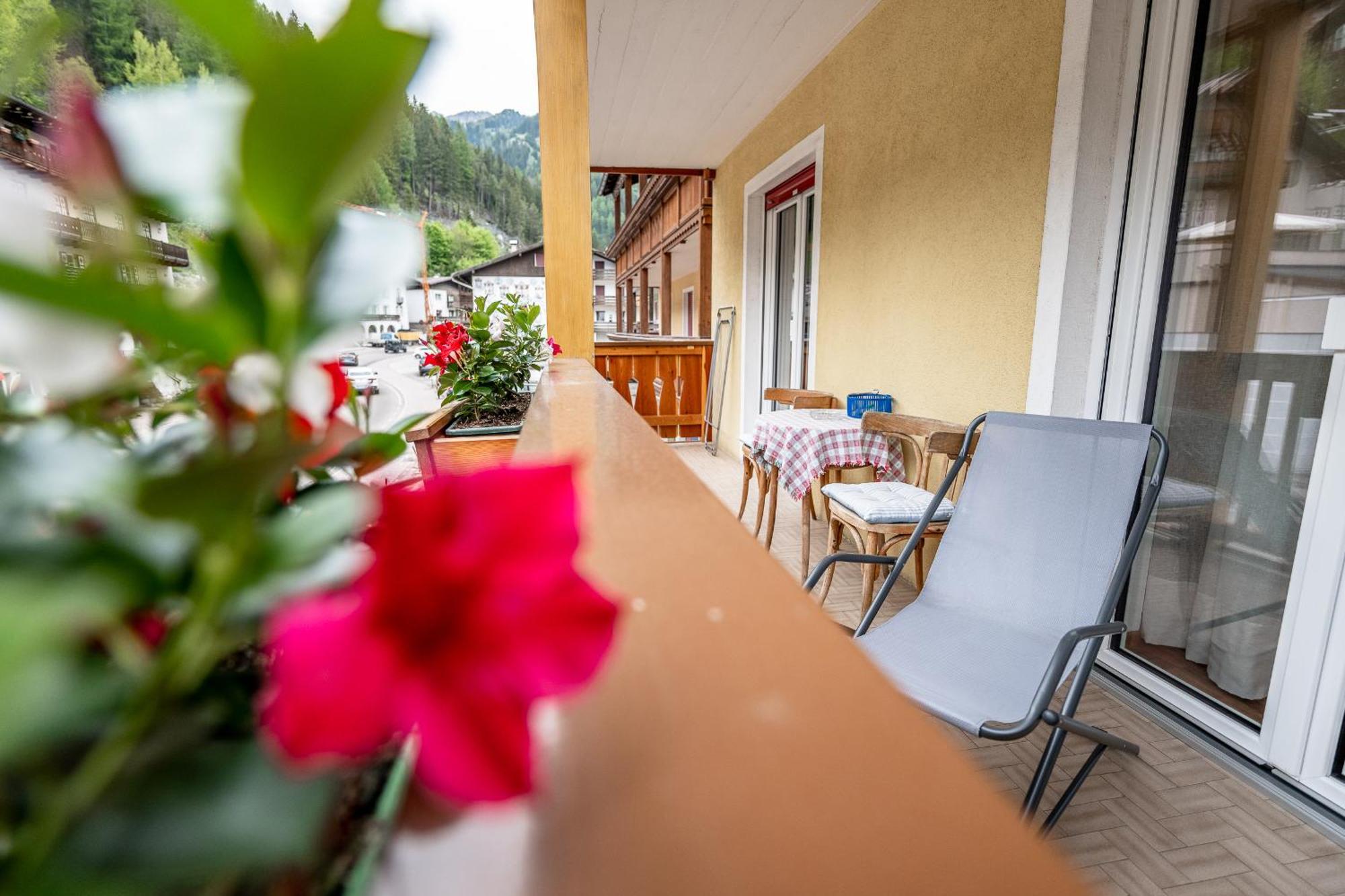Appartamenti Cesa Maria Mountain Hospitality Каназей Екстериор снимка
