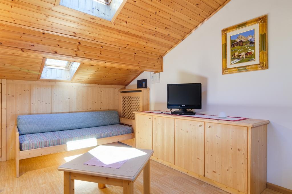 Appartamenti Cesa Maria Mountain Hospitality Каназей Екстериор снимка