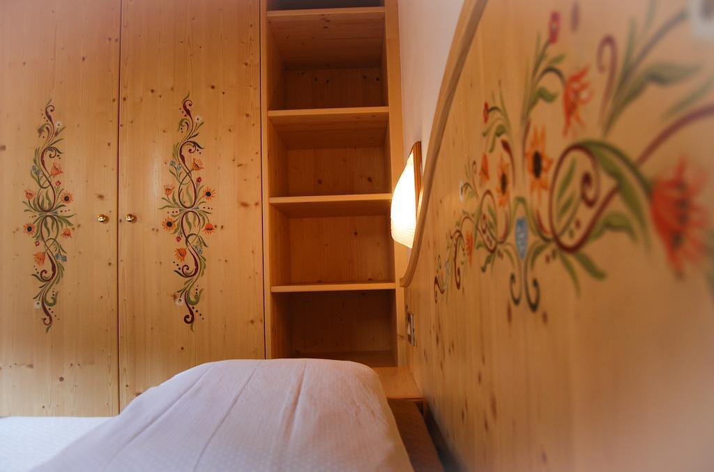 Appartamenti Cesa Maria Mountain Hospitality Каназей Стая снимка